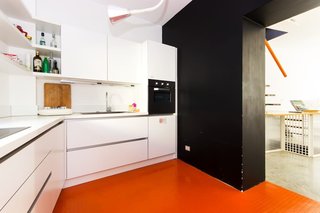 You Can Rent This Small Sicilian Apartment For $94 a Night - Photo 2 of 8 -