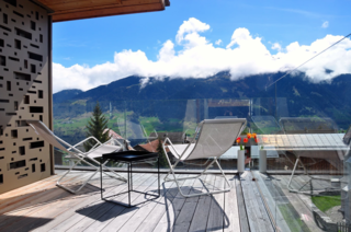 Situated in the alpine village of Vignongn, with views of the Val Lumneziz (Valley of Light), this eco-friendly, Scandi-inspired vacation home has a sunny terrace where you can enjoy views.