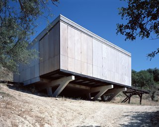 Stay in a Minimalist Villa in the Sicilian Countryside, Complete With Sea Views - Photo 1 of 11 -