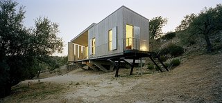 Stay in a Minimalist Villa in the Sicilian Countryside, Complete With Sea Views - Photo 3 of 11 -