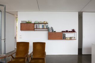 Stay in a Minimalist Villa in the Sicilian Countryside, Complete With Sea Views - Photo 7 of 11 -