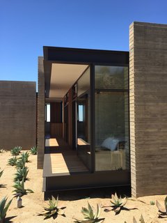 Take Your Next Vacation in a Midcentury Home in the Santa Monica Mountains - Photo 10 of 12 -