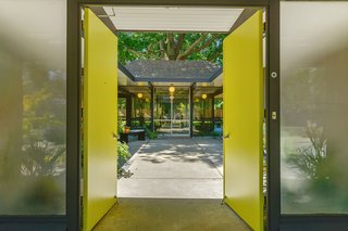 An Enormous Bay Area Eichler Asks $1.45M - Photo 1 of 14 -