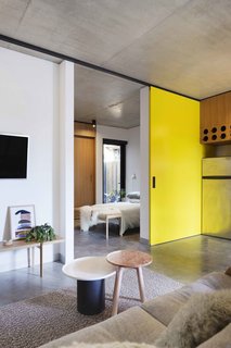 What Looks Like a Single Dwelling in Melbourne Actually Holds Six Walk-Up Apartments - Photo 7 of 14 -