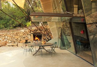 Stay in a Domed, Glass-Front Vacation Home in a Spanish Forest - Photo 3 of 7 -