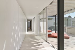 A Pool With a Glass Bottom Hovers Over Another at a House in the Portuguese Riviera - Photo 3 of 12 -