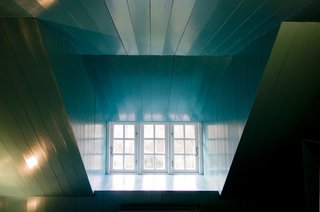 Stay in a Renovated, Sea-Inspired Frisian Apartment in a Former Hay Storage Barn - Photo 14 of 18 -