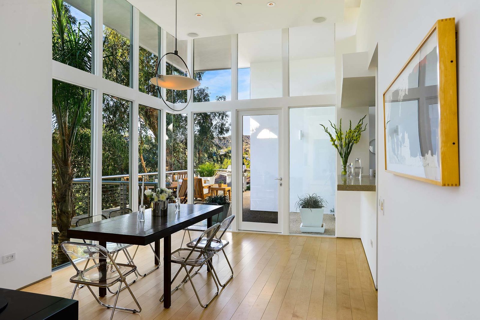 Photo 7 of 13 in Actor Brendan Fraser’s Former Beverly Hills Home Is For Sale For 4.25 Million Photo 7 of 13 in Actor Brendan Fraser’s Former Beverly Hills Home Is For Sale For 4.25 Million