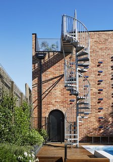 A Creative Brick Extension That’s Designed to Adapt With a Growing Family’s Needs - Photo 2 of 15 -