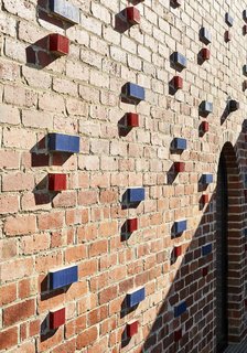 A Creative Brick Extension That’s Designed to Adapt With a Growing Family’s Needs - Photo 7 of 15 -