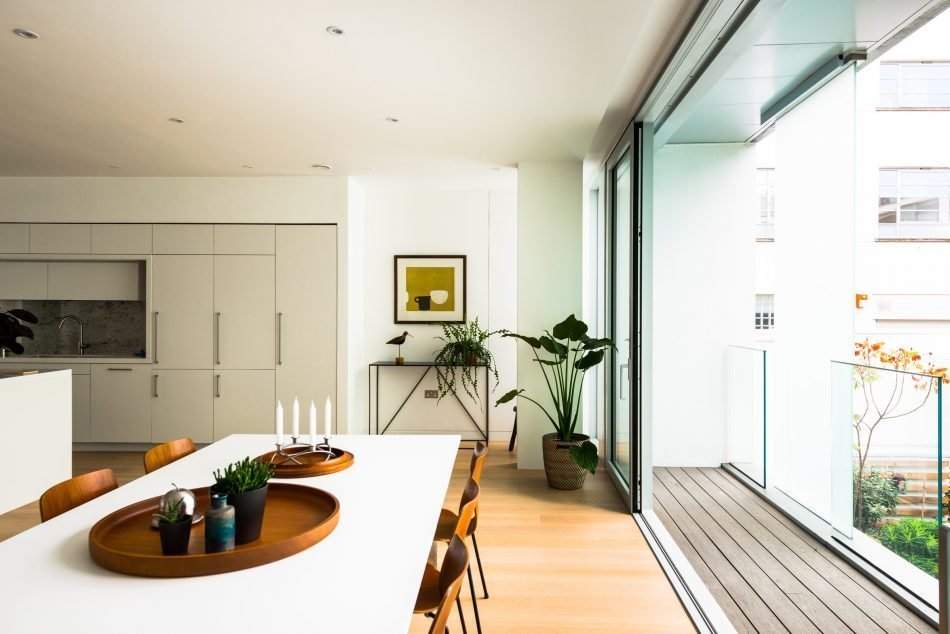 Photo 2 Of 8 In 6 Best Dwell Uk Apartments Dining Room Chair Table And Light Hardwood Floor In The Barnsbury Conservation Area