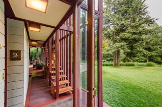 The Frank Lloyd Wright-Designed Louis Penfield House in Ohio Is For Sale For $1.3M - Photo 9 of 16 -