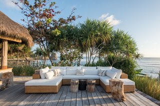 The villas in this estate can be rented out individually for single travellers or couples, or the entire estate can be rented out to families and large groups. Overlooking a surf site and close to numerous stunning reefs, the villas harmonize Sumbanese and contemporary design, and are all surrounded by lush gardens.