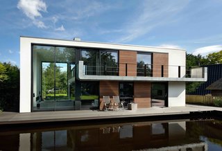 About 90 percent of the world’s largest cities are located along waterfronts. Koen Olthuis of Dutch architectural firm Waterstudio.NL believes that with climate change leading to drastic rises in sea levels, we'll need to rethink how we live with water in the built environment. His team has designed sophisticated floating homes like Watervilla De Hoef and Watervilla IJburg in the Netherlands, and is working on masterplans for floating apartments, social housing developments, and even cities.