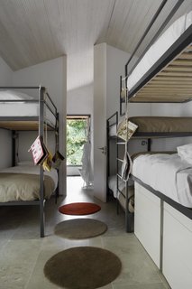 An Abandoned Stable in Spain Is Transformed Into a Sustainable Vacation Home For Rent - Photo 7 of 13 -