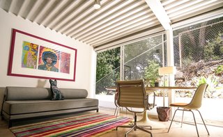 Ever Wanted to Stay in a Midcentury House Designed by Pierre Koenig? - Photo 13 of 18 -