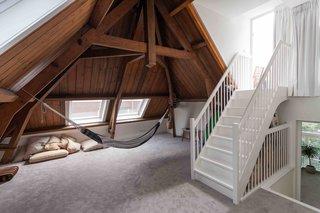 An Old Amsterdam School Is Converted Into 10 Apartments - Photo 12 of 15 -