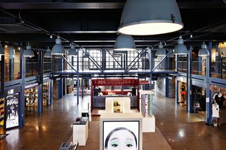 Discover 5 Public Buildings in South Korea Made Out of Shipping Containers - Photo 2 of 10 -