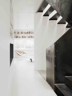 A Prefab House Near Paris Is Designed to Be Bright and Open - Photo 8 of 16 -