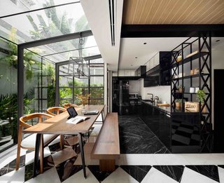 102 Potted Olive Plants Cover the Facade of This Bangkok Home - Photo 6 of 11 -