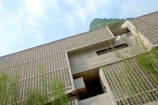 A Chinese Sugar Mill From the 1960s Becomes a Cave-Inspired Hotel - Photo 6 of 17 -