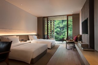 A Chinese Sugar Mill From the 1960s Becomes a Cave-Inspired Hotel - Photo 8 of 17 -