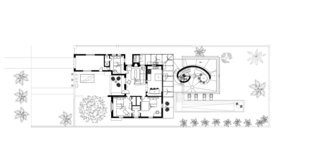 A Restaurateur's Mythical Home in Miami Follows the Path of the Sun - Photo 13 of 14 -