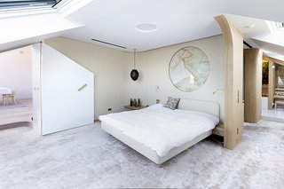 A Dreamy Loft in Prague With Castle Views and an Onyx Moon - Photo 6 of 17 -