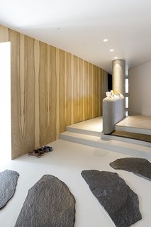 A Dreamy Loft in Prague With Castle Views and an Onyx Moon - Photo 7 of 17 -