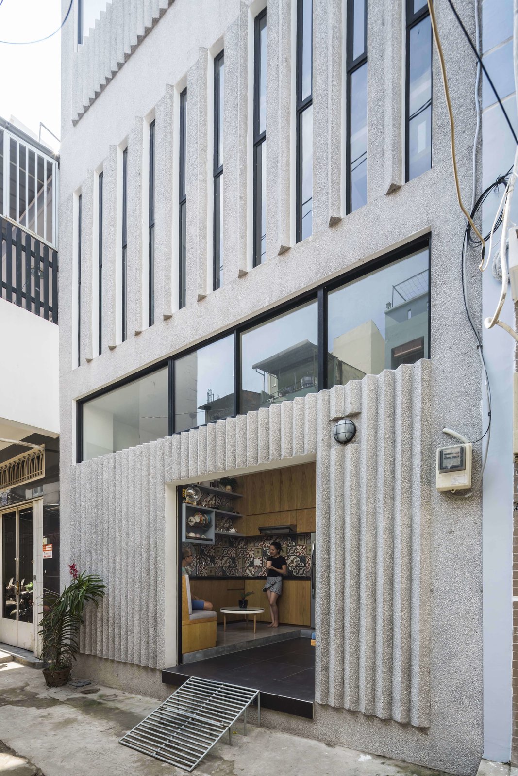Photo 17 Of 19 In See How This Compact Home In Vietnam Makes The Most photo-17-of-19-in-see-how-this-compact-home-in-vietnam-makes-the-most