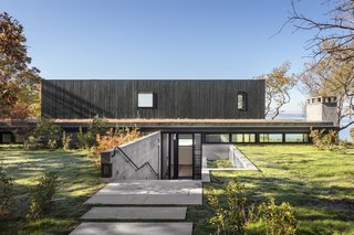 An Incredible Cedar-Clad House Captures Views of the Sea and Forest - Photo 2 of 12 -
