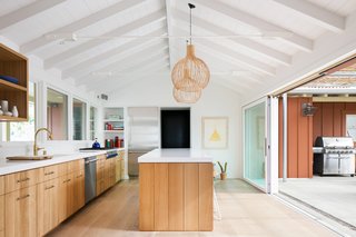 A 1950s California Ranch House Gets a Modern-Farmhouse Makeover - Photo 5 of 17 -