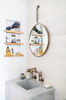 A 1950s California Ranch House Gets a Modern-Farmhouse Makeover - Photo 10 of 17 -