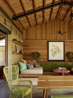 An Incredible Home in Hawaii That’s As Much Fun As Summer Camp - Photo 6 of 20 -