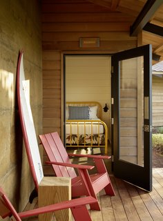 An Incredible Home in Hawaii That’s As Much Fun As Summer Camp - Photo 15 of 20 -