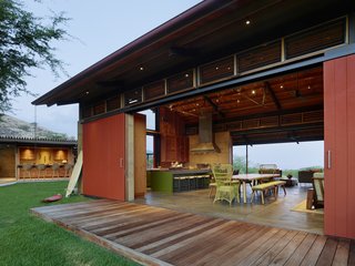 An Incredible Home in Hawaii That’s As Much Fun As Summer Camp - Photo 18 of 20 -