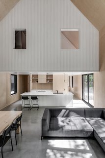 A Lofty Nature Retreat in Quebec Inspired by Nordic Architecture - Photo 5 of 16 -