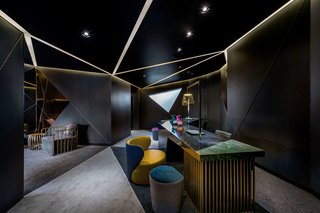 A Hotel in Beijing Fuses Chinese History With Cosmopolitan Style - Photo 5 of 18 -