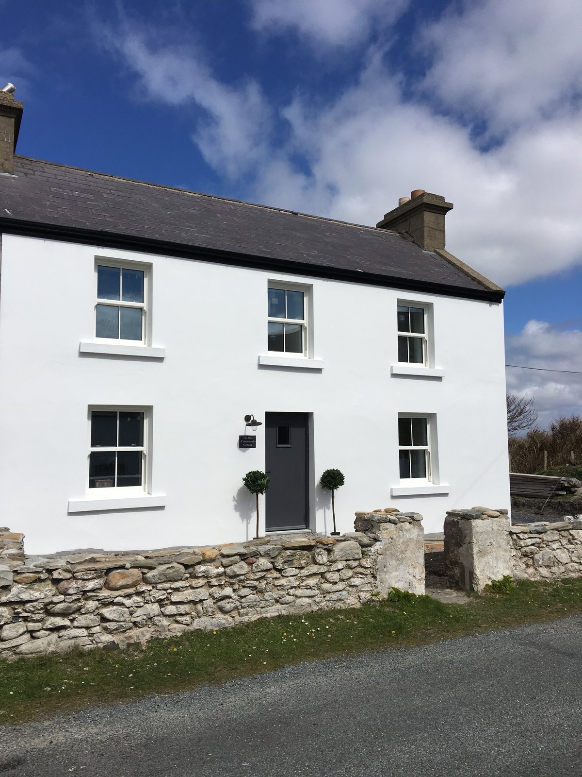 Photo 10 of 14 in 7 Vacation Rentals in Ireland That Put a Spin on the