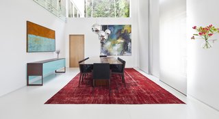 Living Green Walls Bring Jungle Vibes Into a Brazilian Apartment - Photo 13 of 16 -