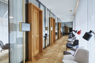 This Munich Hotel Looks Like It's From a James Bond Movie - Photo 14 of 15 -