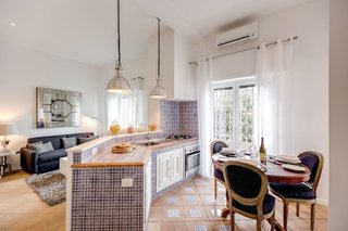 7 Places to Rent For the Perfect Roman Holiday - Photo 11 of 14 -