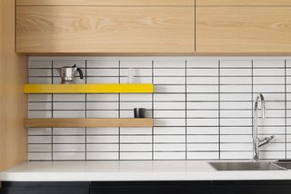 Graphic Design Guides an Apartment Renovation in Tel Aviv - Photo 11 of 14 -