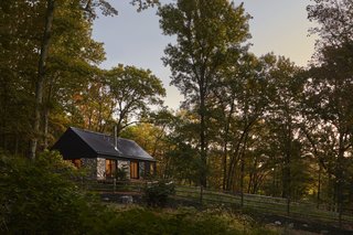 A Minimalist Retreat Rises From Old Stone Walls in Hudson Valley - Photo 2 of 12 -