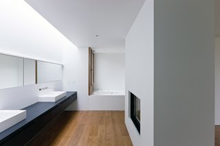Ai Weiwei and HHF Architects Create a Rural Retreat For Two Art Collectors - Photo 8 of 9 -