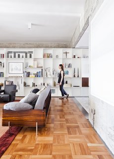 This Renovated Pad in São Paulo's Iconic Lausanne Building Is a Breath of Fresh Air - Photo 4 of 11 -