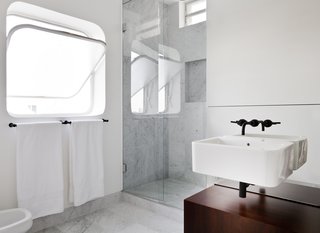 This Renovated Pad in São Paulo's Iconic Lausanne Building Is a Breath of Fresh Air - Photo 11 of 11 -