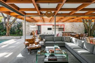 This Brilliant Brazilian Abode Was Designed Around an Imposing Tree - Photo 3 of 11 -