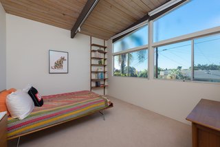 An Immaculate Midcentury Abode in San Diego Asks $1.55M - Photo 11 of 12 -
