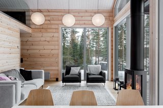 Available in sizes that range from 872 to 1,076 sqaure feet, Iniö makes for a spacious holiday or permanent residence. 
